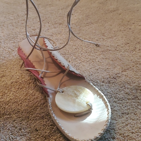 BCBG SANDALS SO CUTE! COMFY - Picture 4 of 6